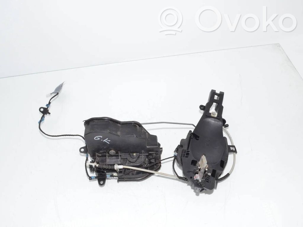 BMW X3 F25 Rear door lock 