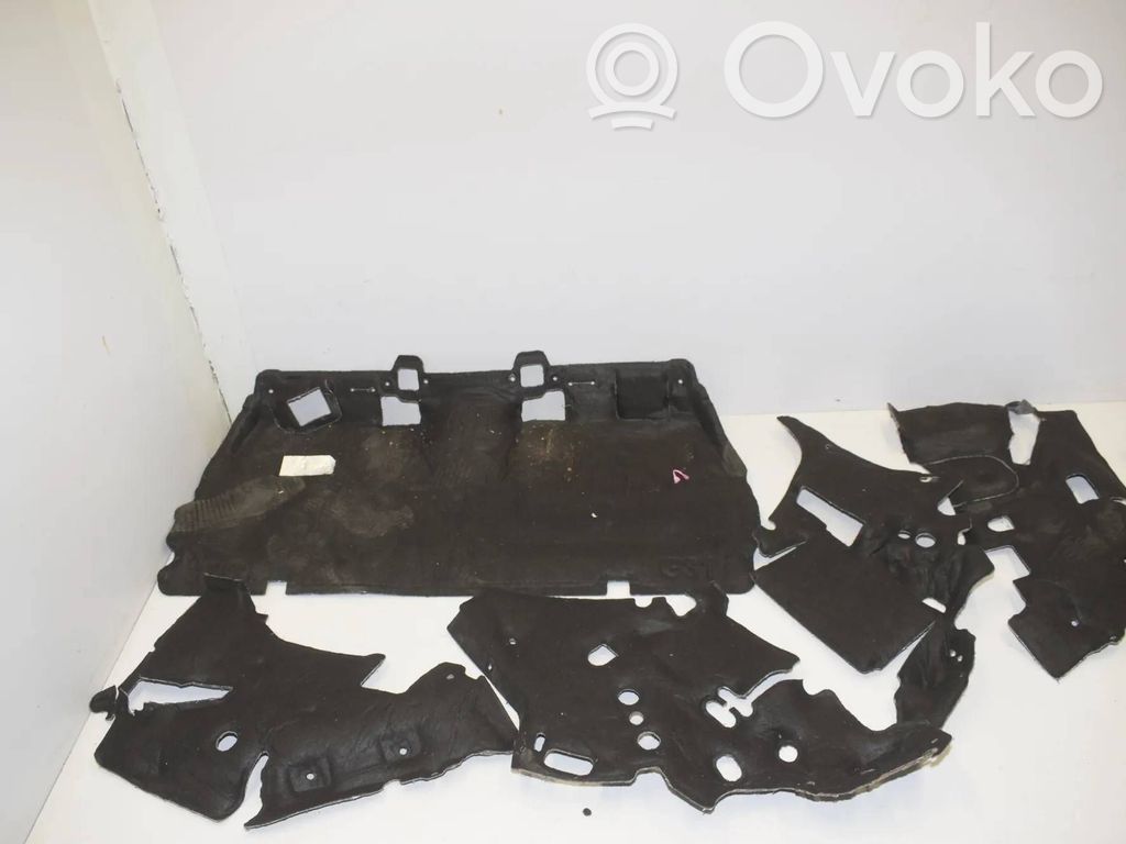BMW 5 G30 G31 G38 Isolante termico/insonorizzante vano motore/cofano 