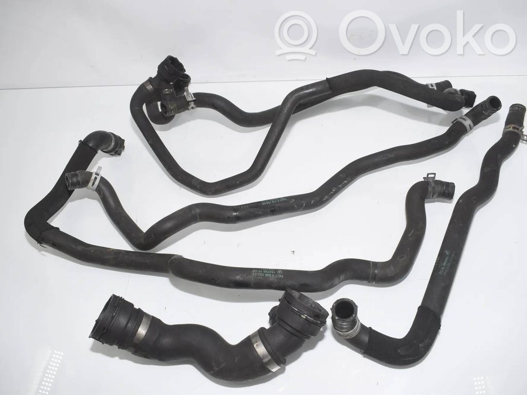 BMW 5 F10 F11 Conductă/furtun lichid de răcire motor 