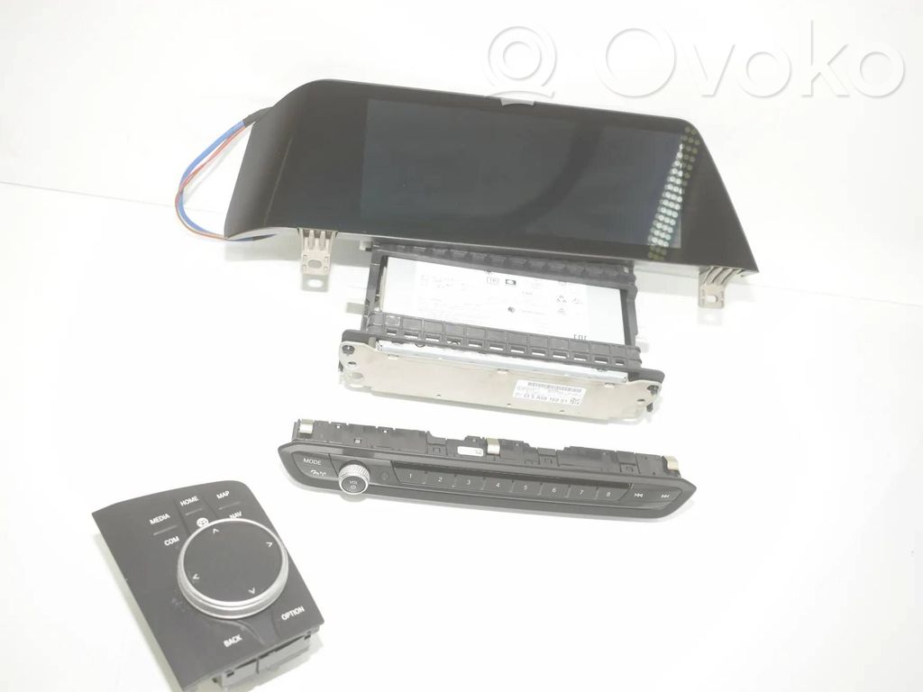BMW 2 G42 Radio/CD/DVD/GPS head unit 