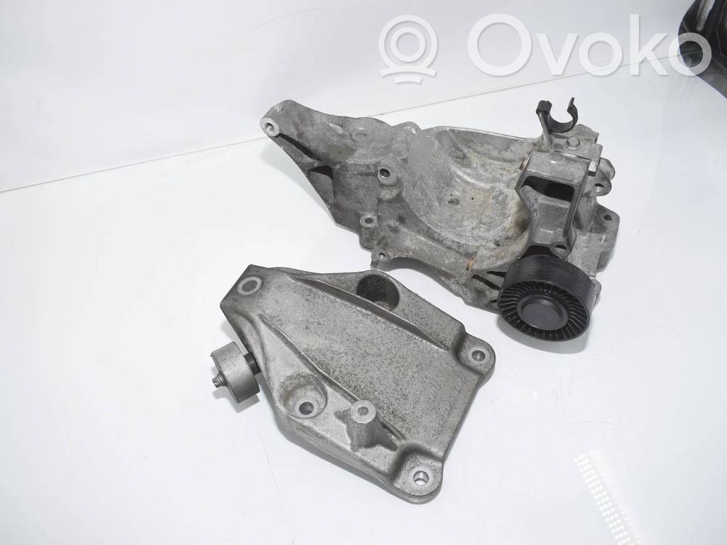 Support, suspension du moteur   6777623,7802639,6788557,11167802639,22116788557