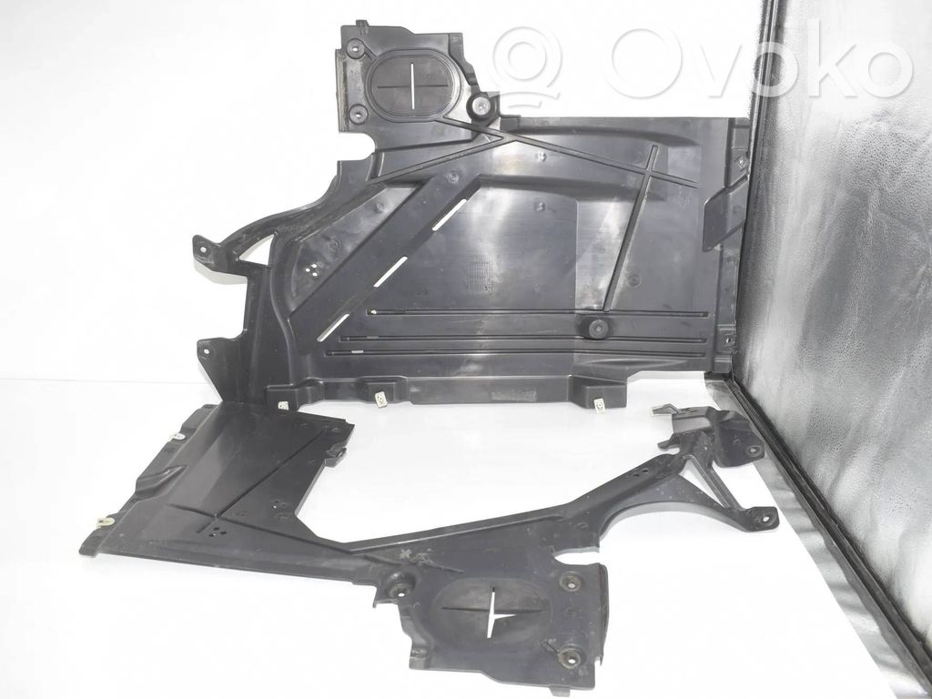 BMW 2 F46 Protezione inferiore 