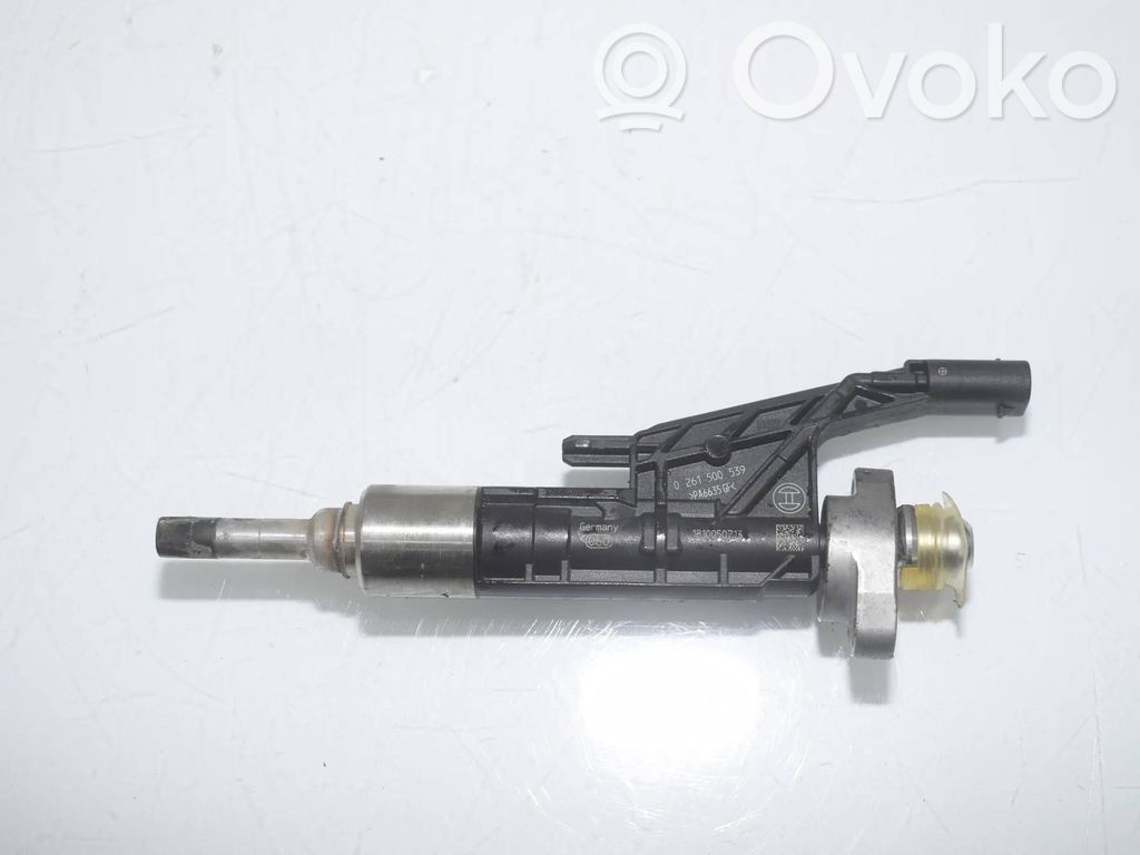BMW 5 G30 G31 G38 Inyector de combustible 