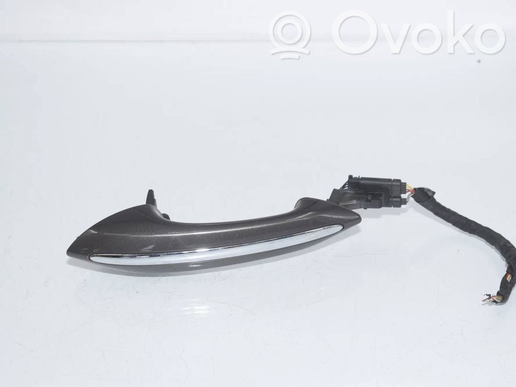 BMW 5 F10 F11 Klamka zewnętrzna drzwi przednich 