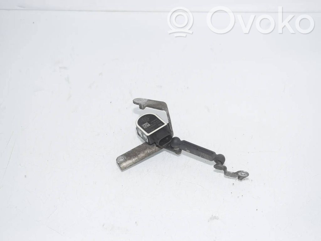 BMW 5 G30 G31 G38 Ajovalon korkeusanturi 