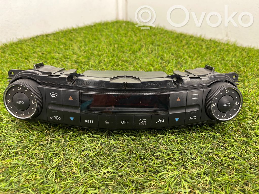 Mercedes-Benz E W211 Climate control unit 