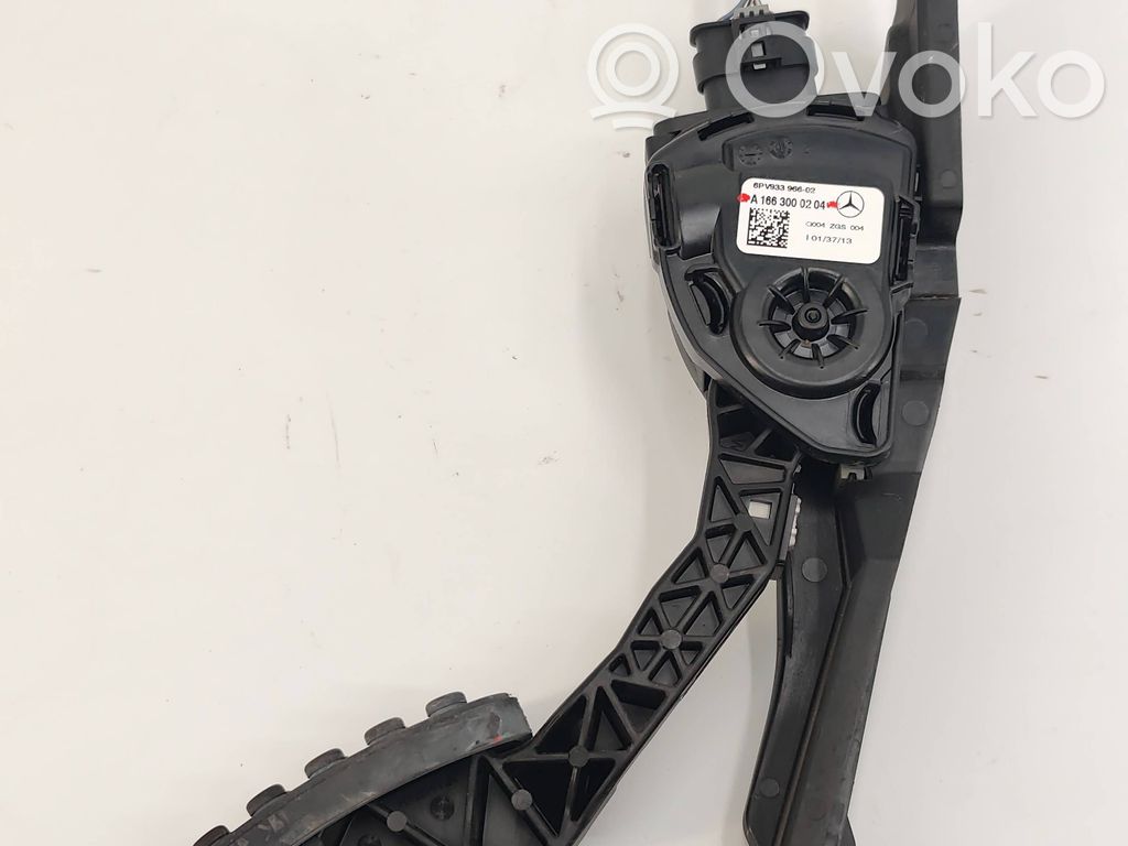 Mercedes-Benz GL X166 Accelerator throttle pedal 