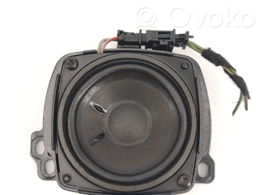 Audi A8 S8 D3 4E Altoparlante portiera anteriore 