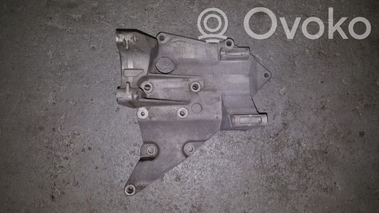 Ford S-MAX Generator/alternator bracket 