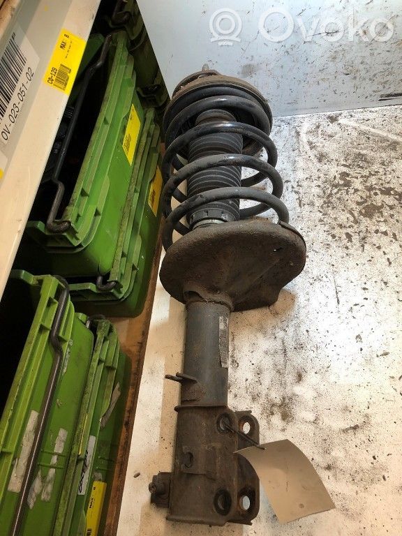 Front shock absorber with coil spring