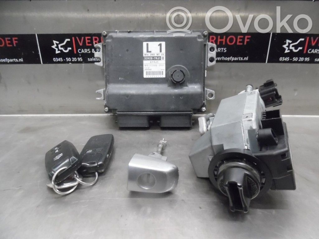 Suzuki SX4 Lock set 