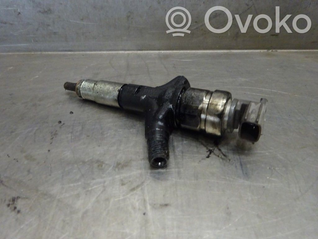 Inyector de combustible   16613AA030,16613AA030