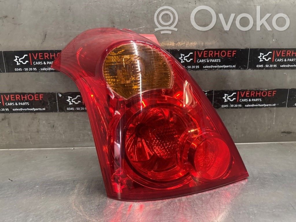 Suzuki Swift I Lampă spate în caroserie 