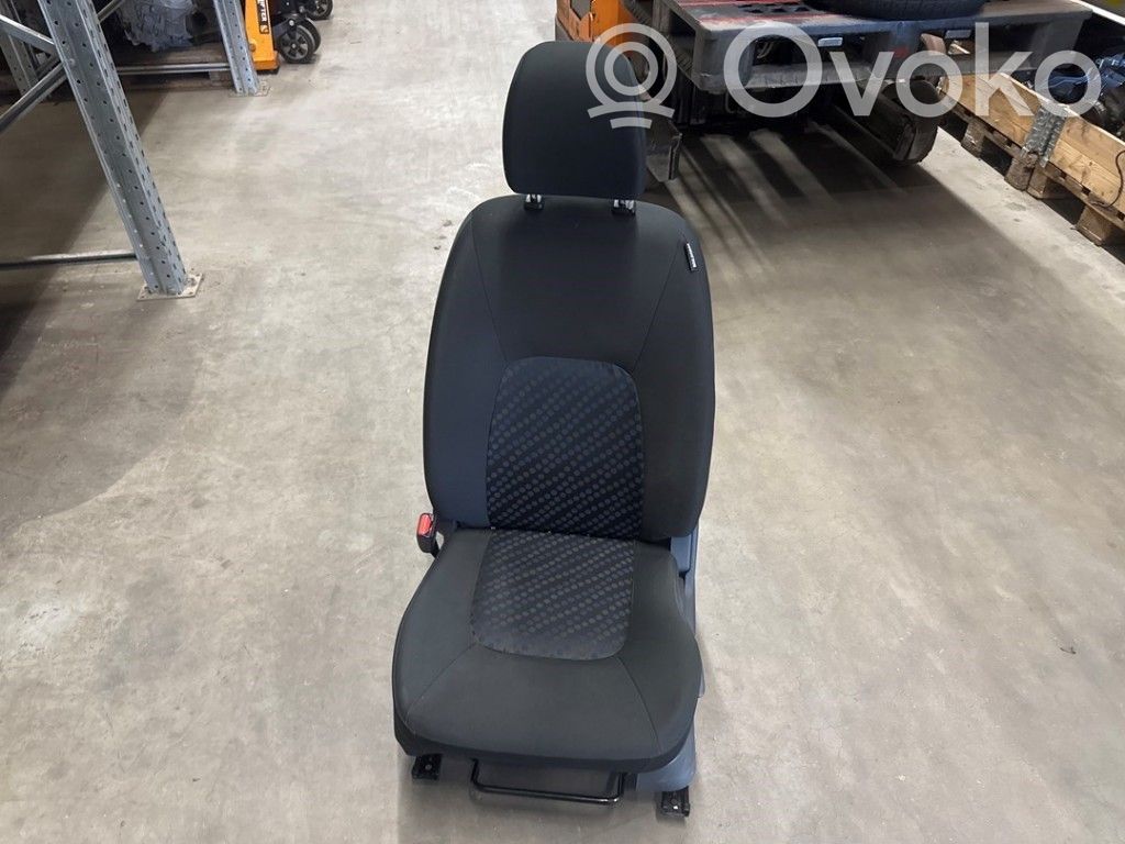 Asiento delantero del conductor