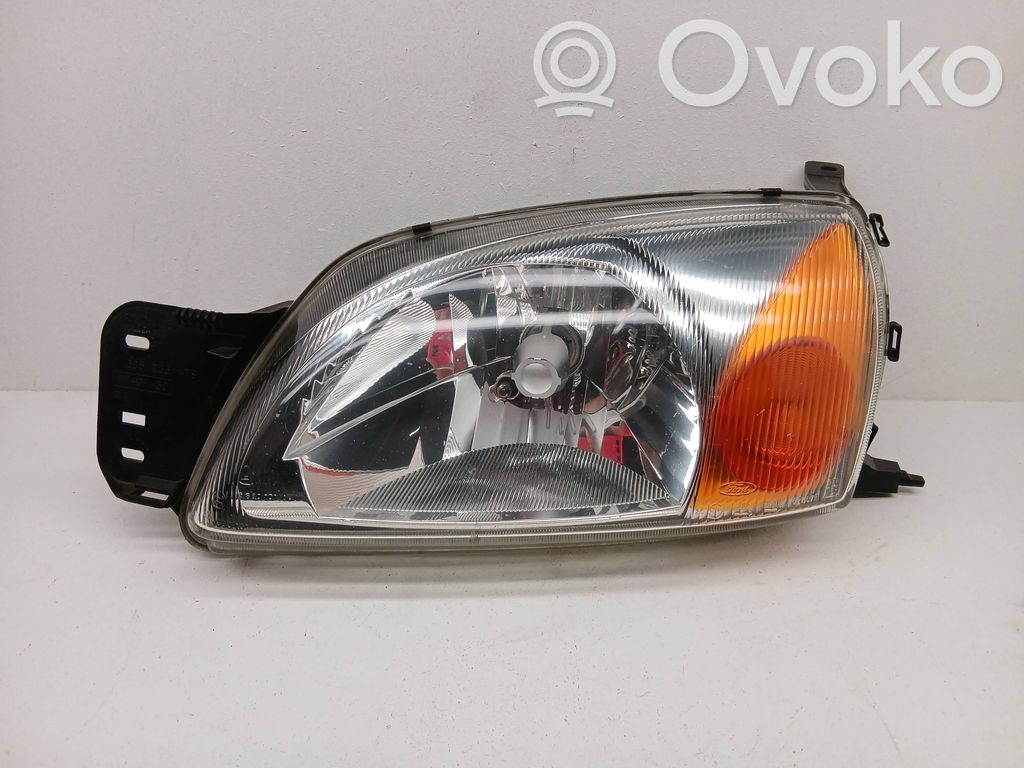 Ford Fiesta Phare frontale 