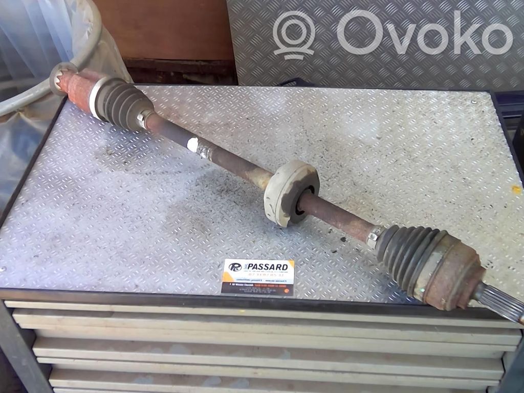Dacia Sandero Planetară față 