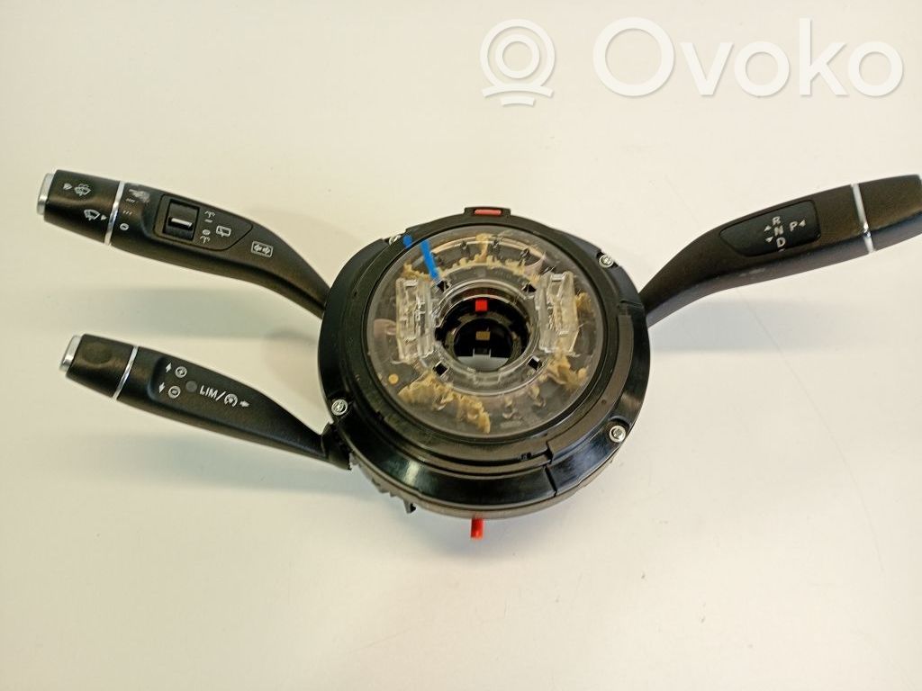Mercedes-Benz A W176 Wiper turn signal indicator stalk/switch 