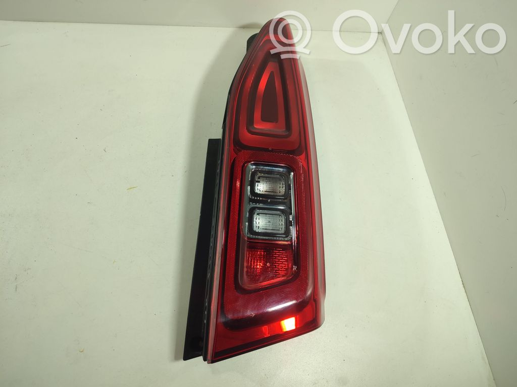 Toyota ProAce City Rear/tail lights 
