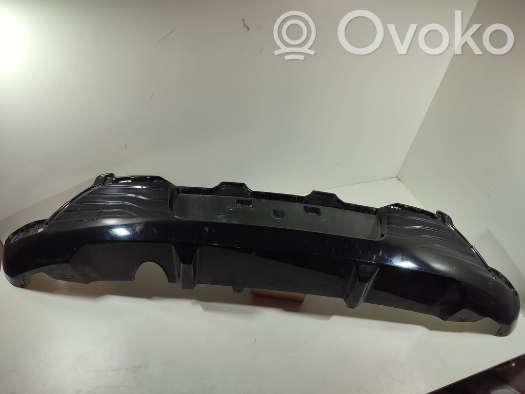 Renault Clio IV Moldura inferior del parachoques trasero 