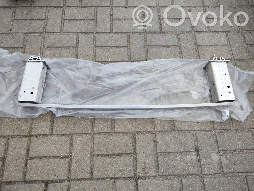 Volvo XC60 Radiator mount bracket 