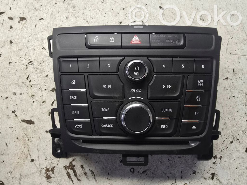 Opel Zafira C Unidad delantera de radio/CD/DVD/GPS 