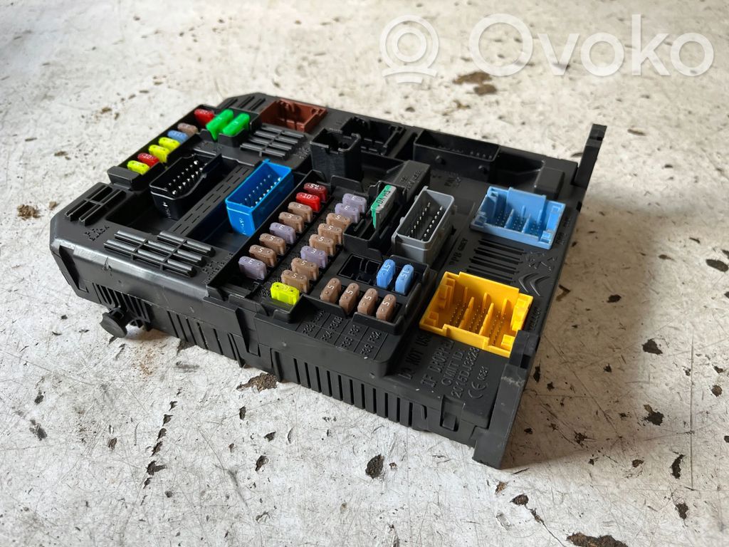 Opel Corsa F Fuse box set 