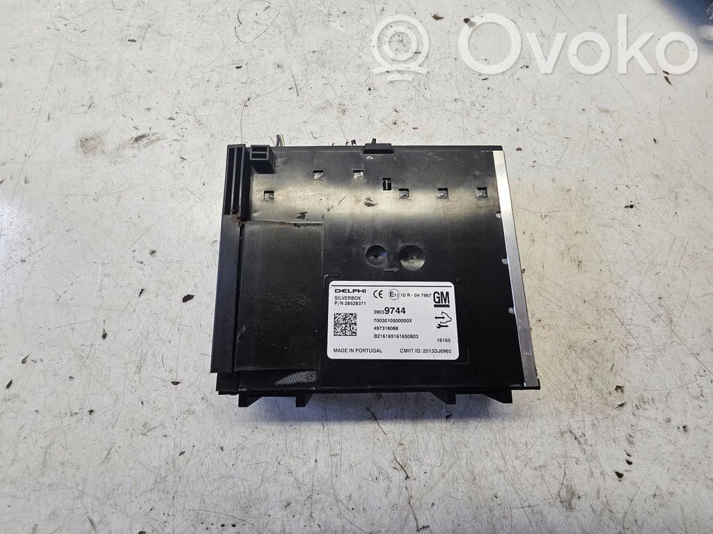 Opel Astra K Stacja multimedialna GPS / CD / DVD 
