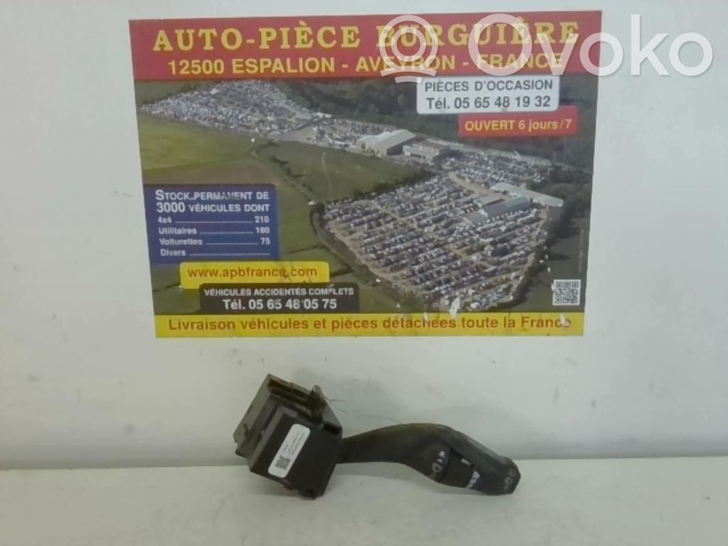 Ford Focus Wiper control stalk 
