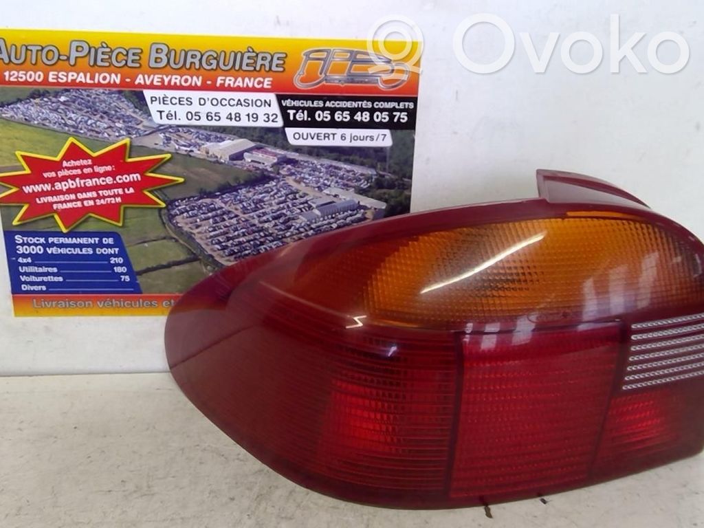 Ford Mondeo MK I Feux arrière / postérieurs 