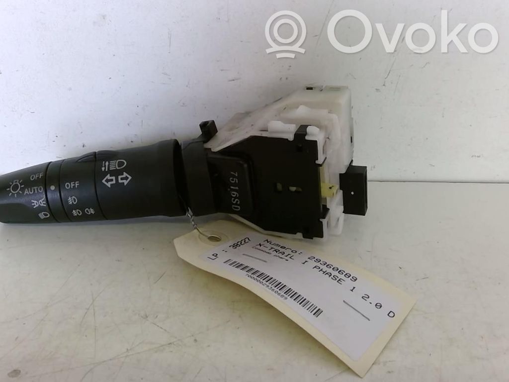 Nissan X-Trail T31 Palanca de intermitentes 