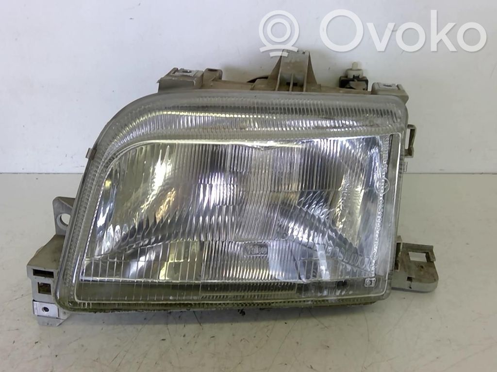 Renault Clio I Headlight/headlamp 