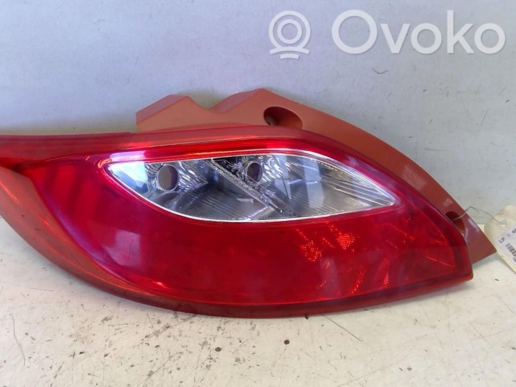 Rear/tail lights   D65151160M