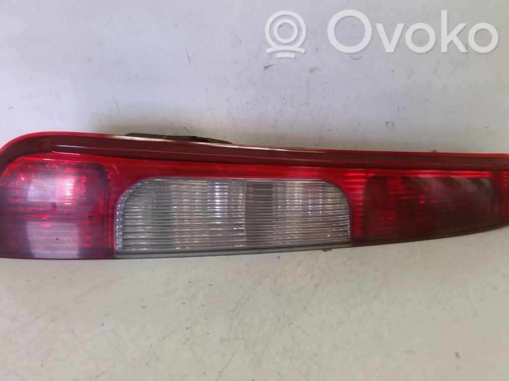 Ford C-MAX I Galinis žibintas kėbule 