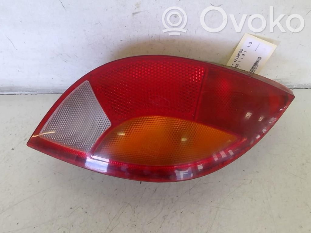 Ford Ka Задний фонарь в кузове 