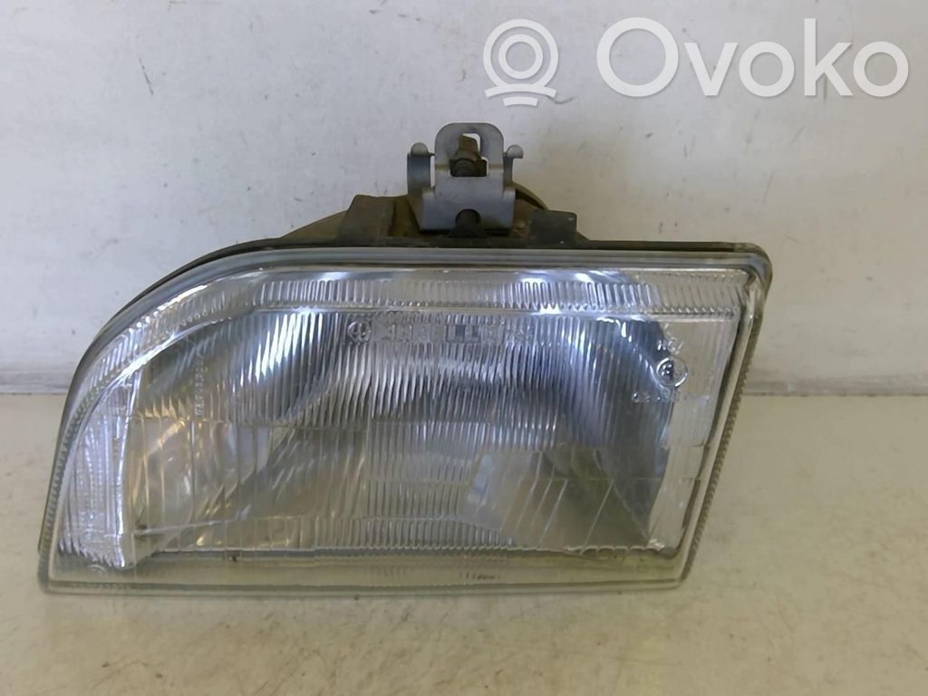 Ford Fiesta Scheinwerfer 