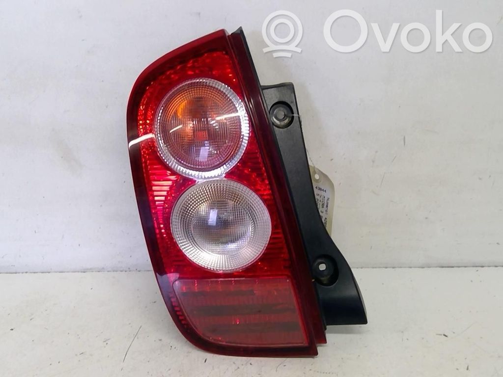 Nissan Micra Lampa tylna 
