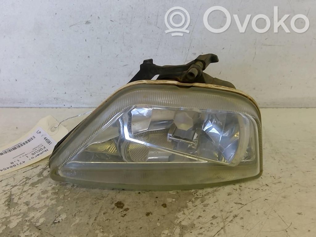 Ford Focus Miglas lukturis priekšā 