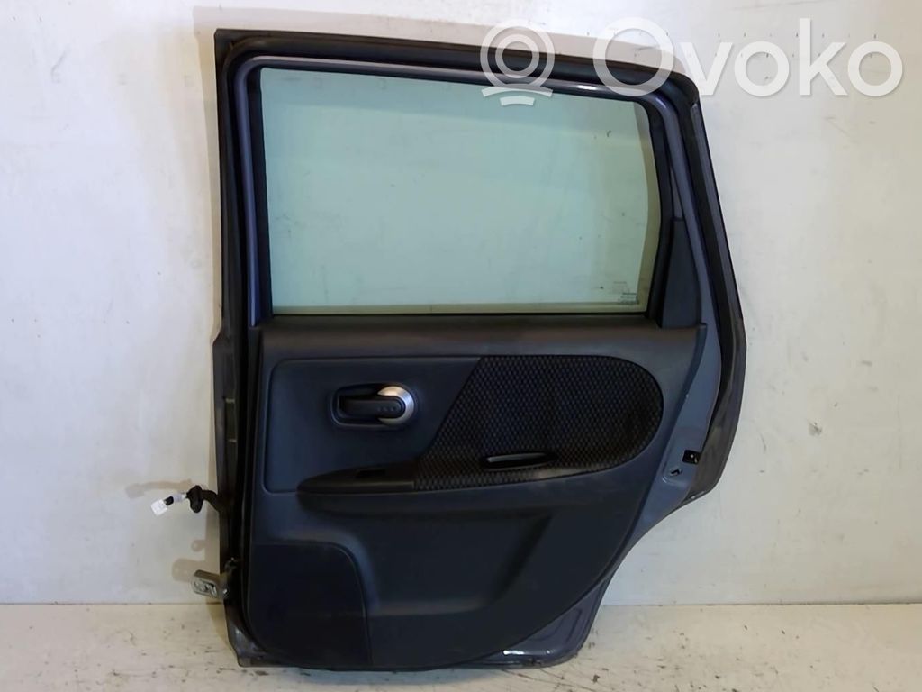 Nissan Note (E11) Galinės durys 