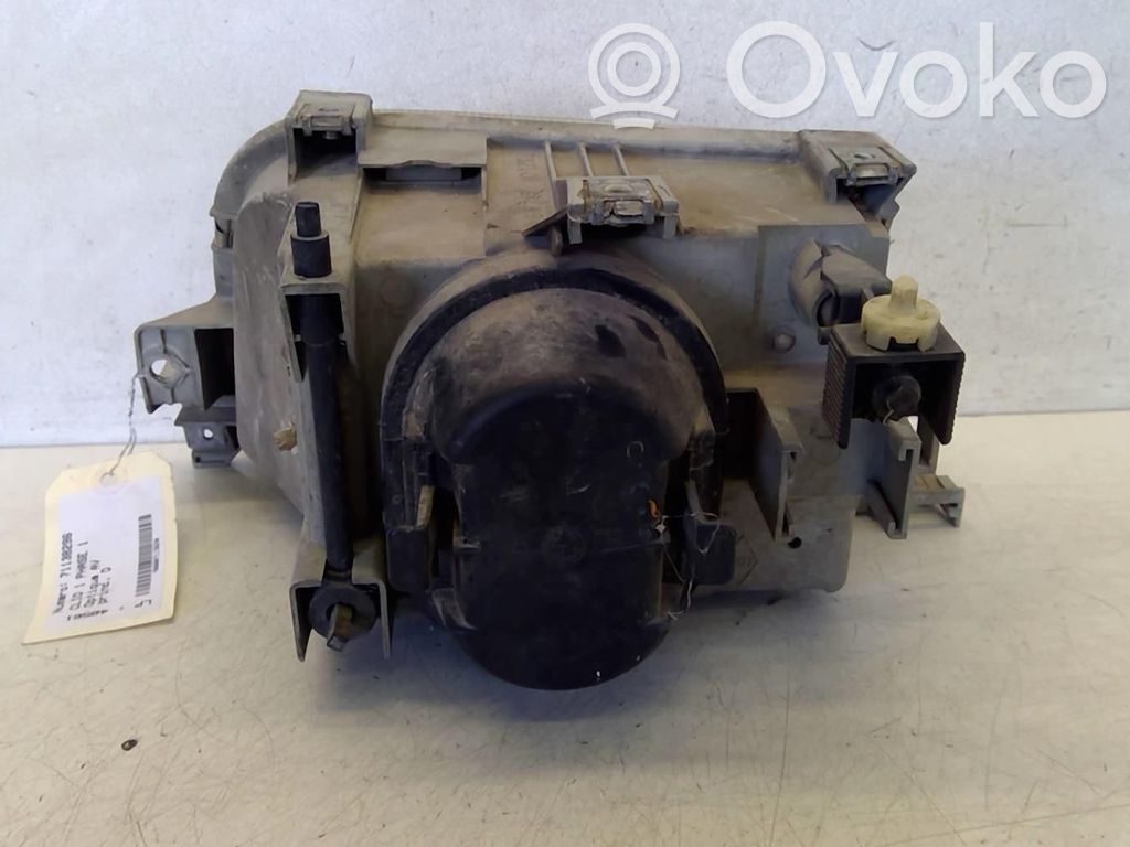 Renault Clio I Headlight/headlamp 