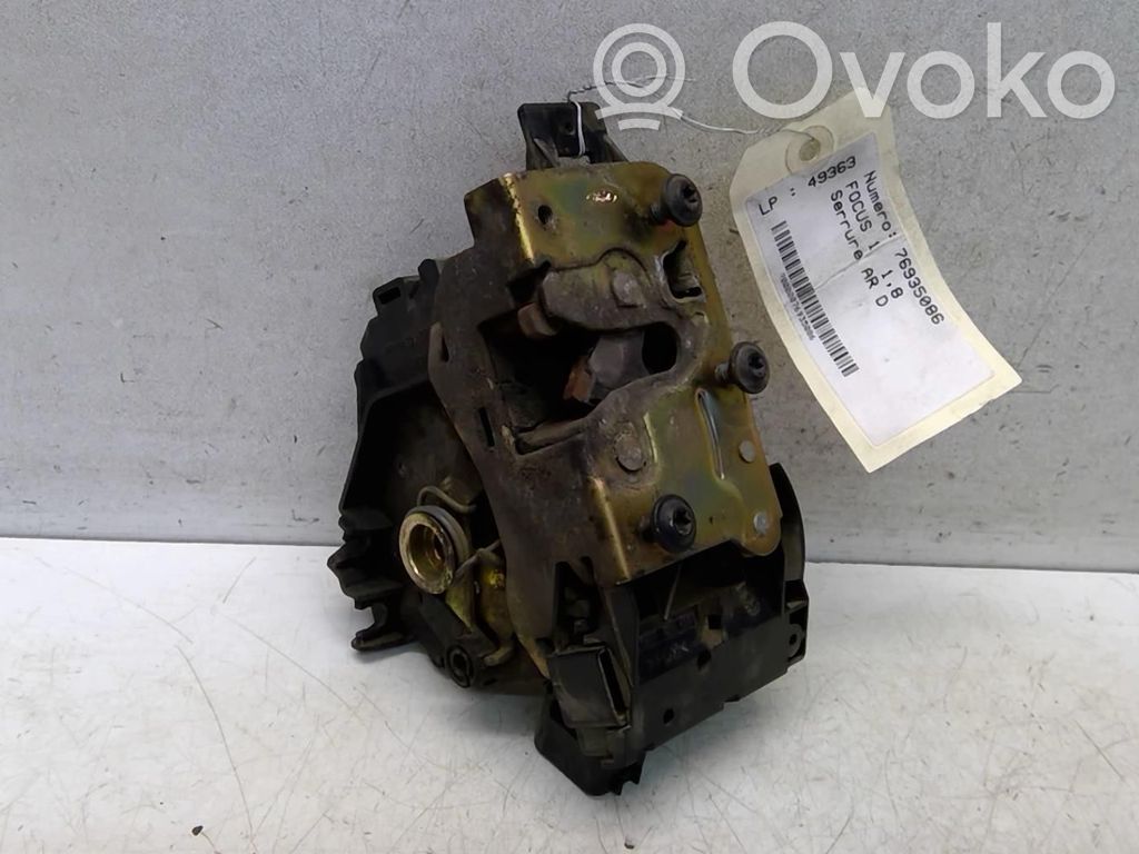 Ford Focus Rear door lock 