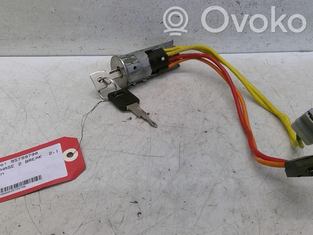 Renault 21 Užvedimo spynelė 