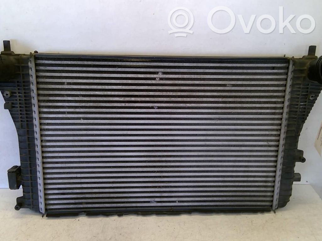 Volkswagen PASSAT B6 Radiador intercooler 