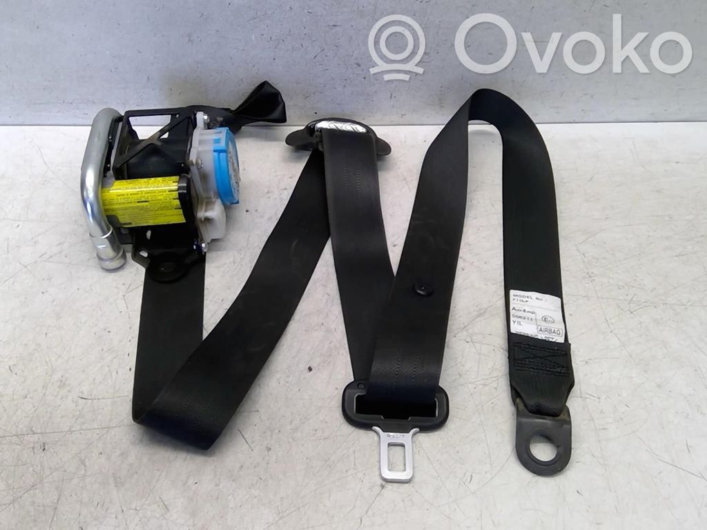Toyota Yaris Cinturón delantero 