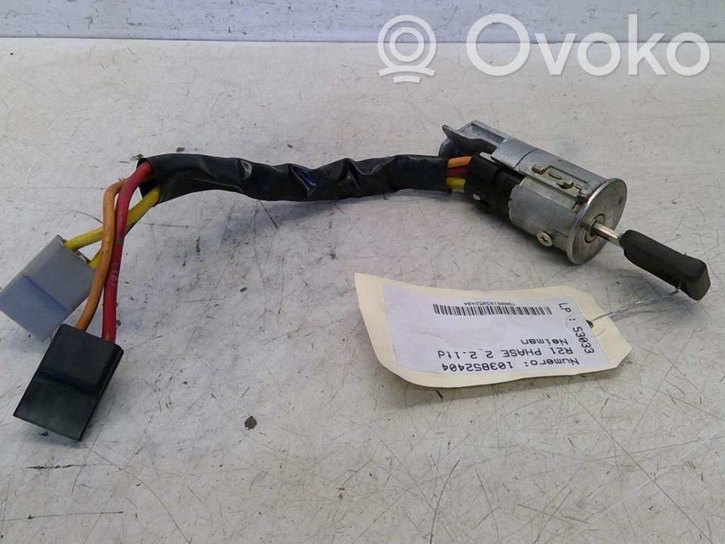 Renault 21 Užvedimo spynelė 
