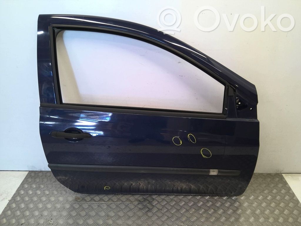 Renault Clio III Puerta delantera 