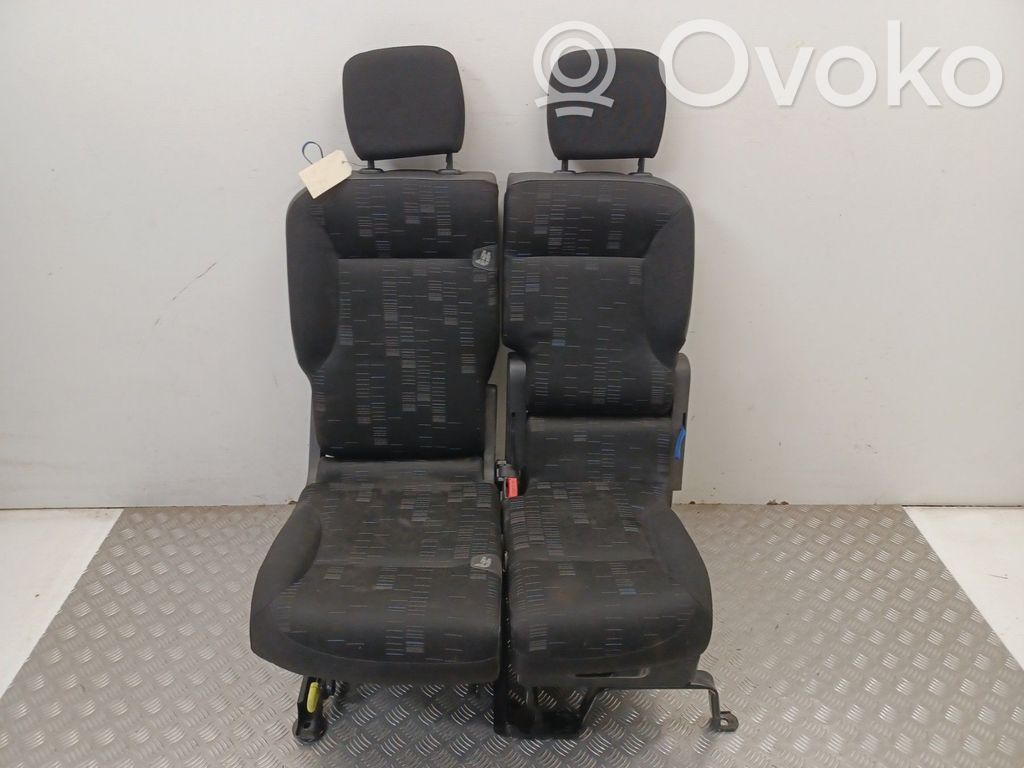 Citroen Berlingo Etumatkustajan istuin 