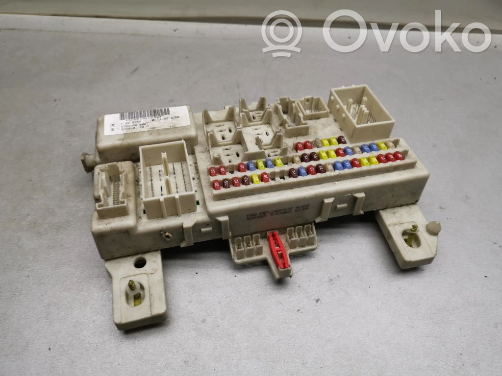 Ford Focus C-MAX Fuse module 