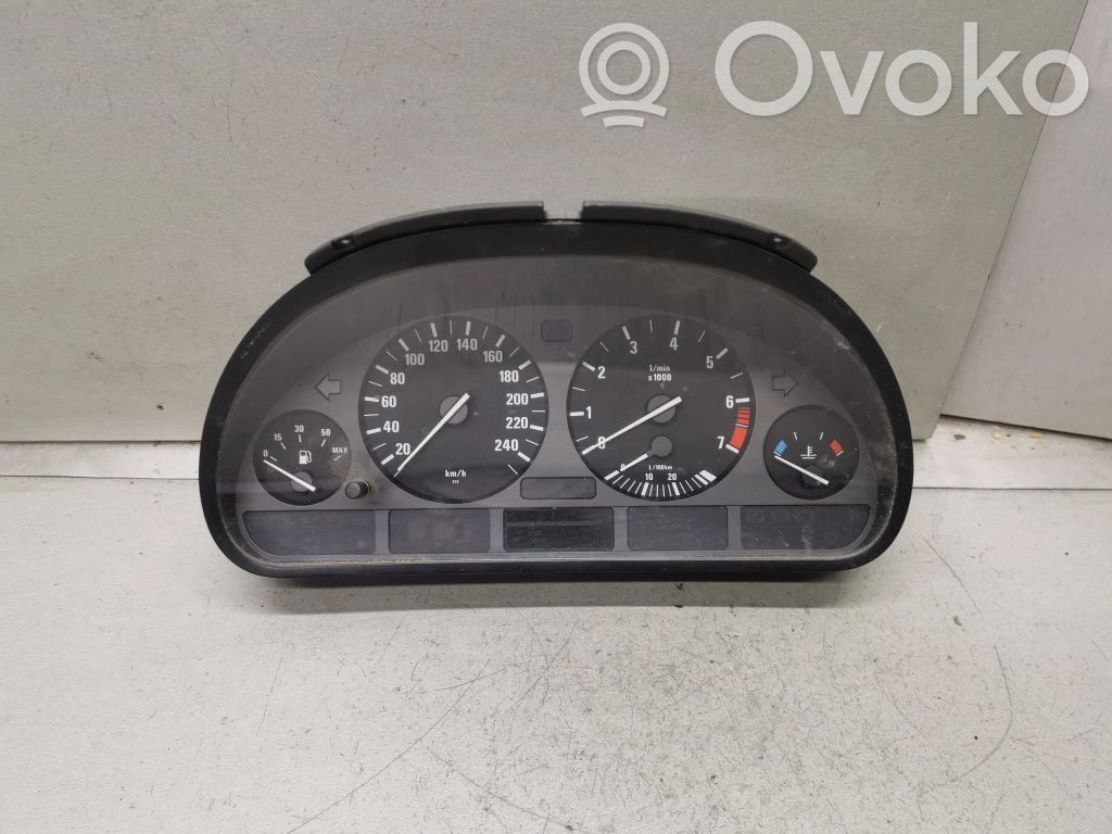 BMW 5 E39 Geschwindigkeitsmesser Cockpit 