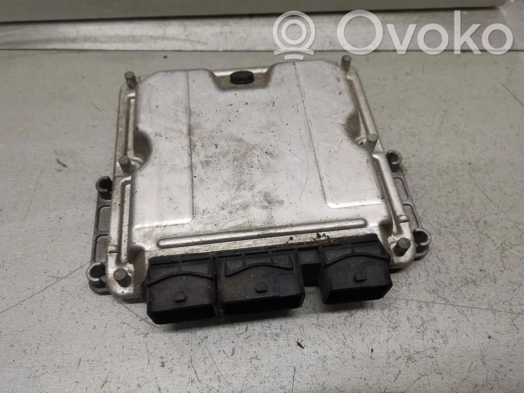 Peugeot 607 Engine control unit/module 