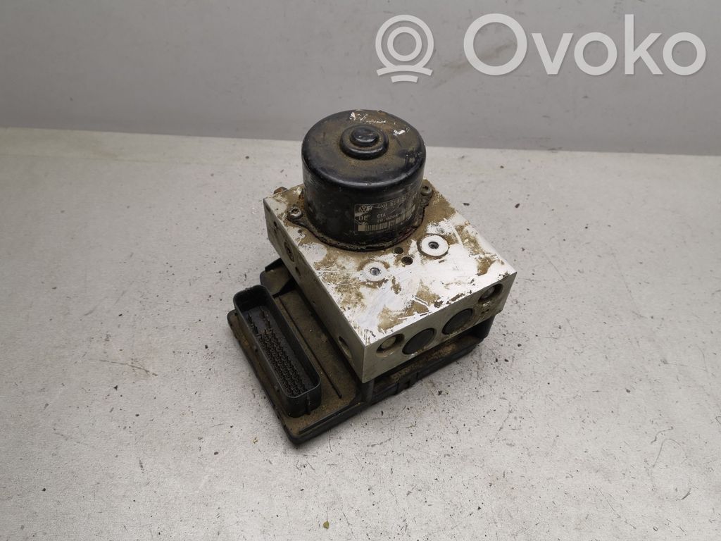 Volkswagen Golf IV ABS Pump 